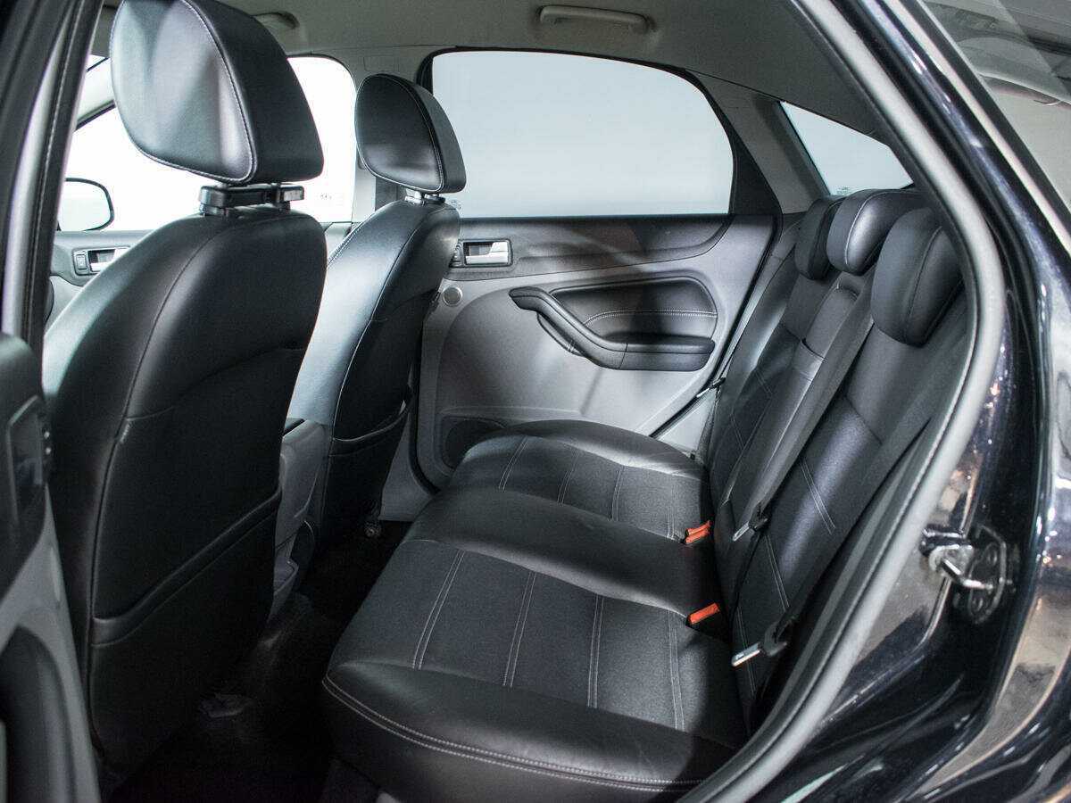 Ford Focus с пробегом — 2008 год. Фото: #9