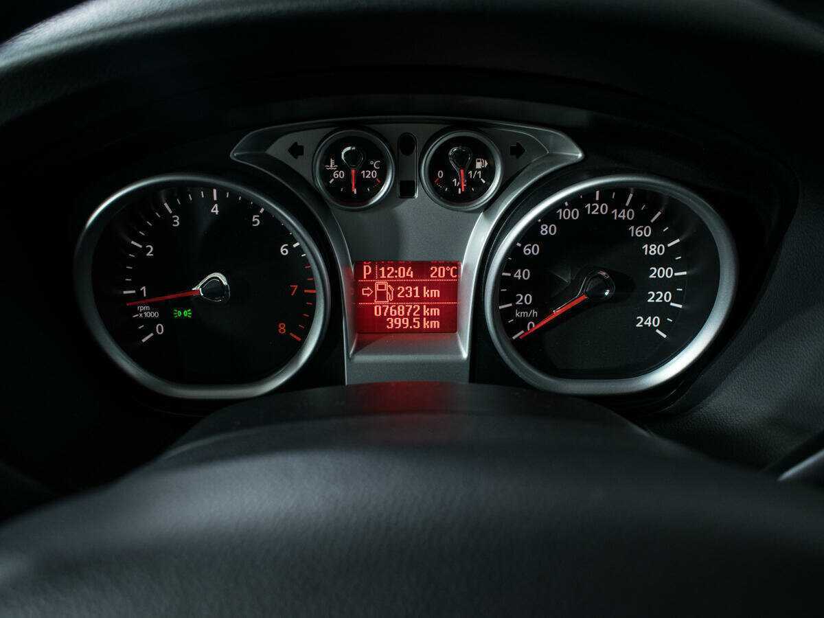 Ford Focus с пробегом — 2008 год. Фото: #10