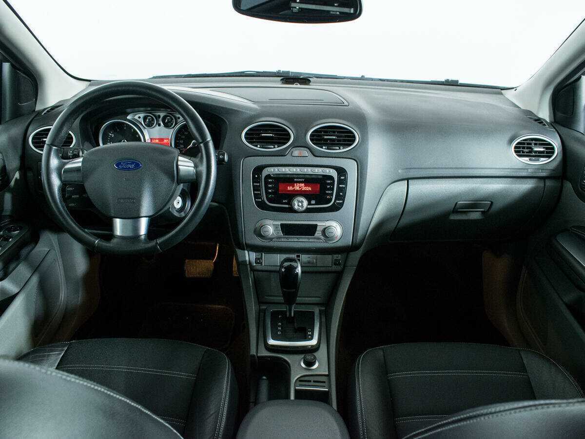 Ford Focus с пробегом — 2008 год. Фото: #11