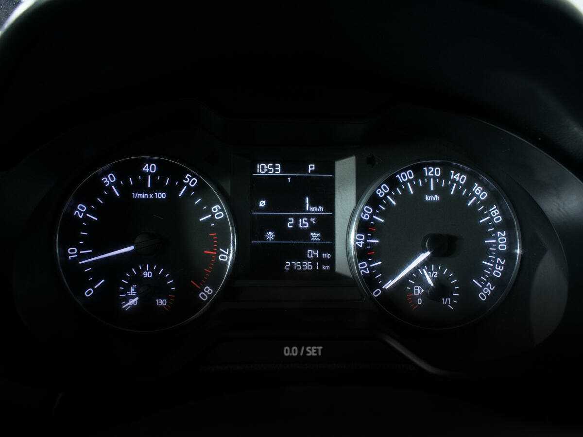 Skoda Octavia с пробегом — 2013 год. Фото: #10