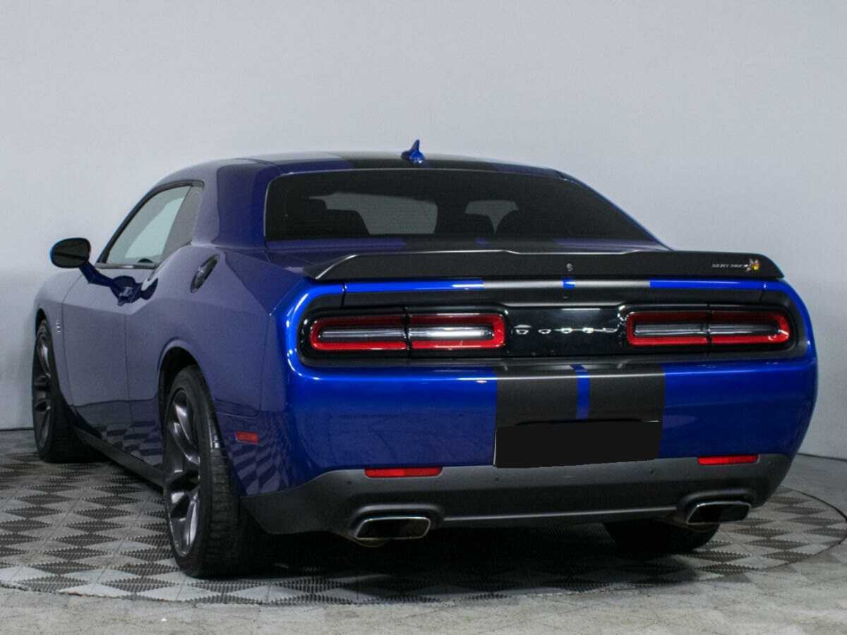 Dodge Challenger с пробегом — 2021 год. Фото: #6