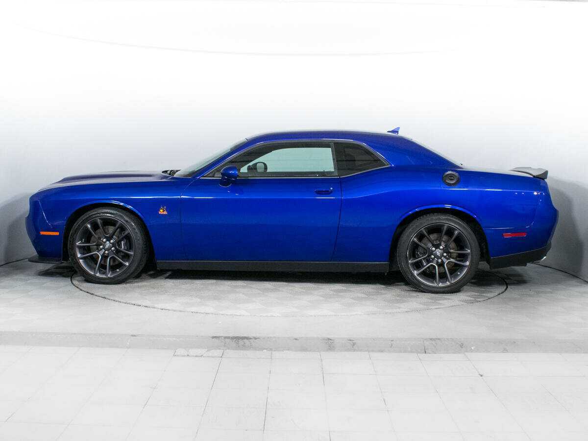Dodge Challenger с пробегом — 2021 год. Фото: #7
