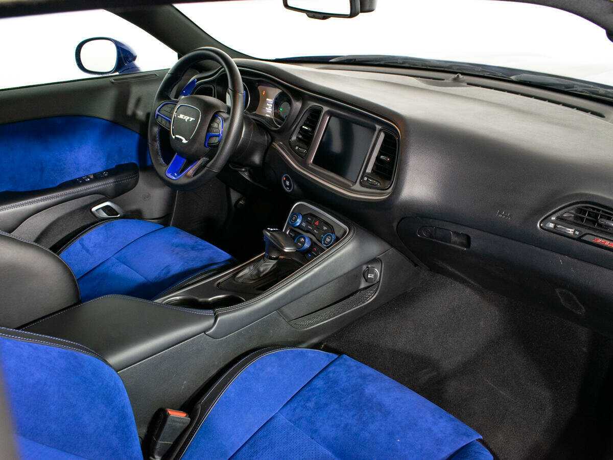 Dodge Challenger с пробегом — 2021 год. Фото: #8