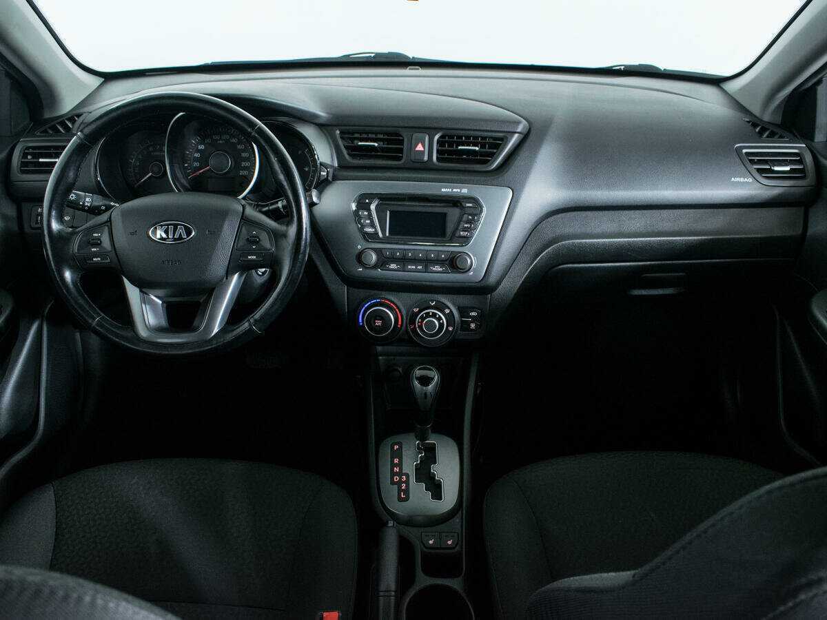 Kia Rio с пробегом — 2014 год. Фото: #11