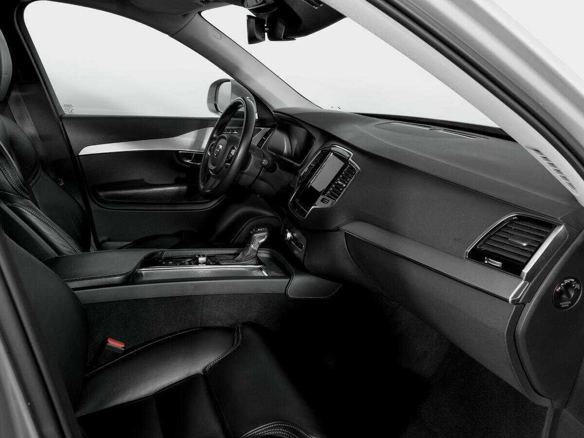 Volvo XC90 с пробегом — 2016 год. Фото: #8