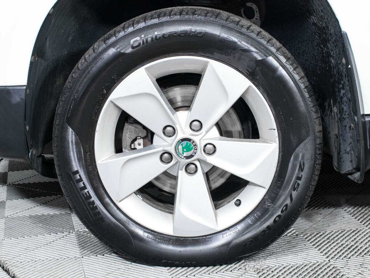 Skoda Yeti с пробегом — 2012 год. Фото: #15