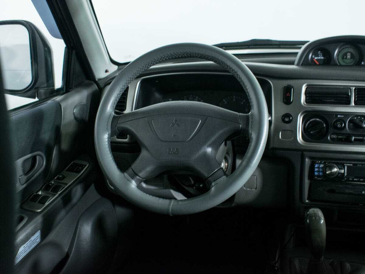 Mitsubishi Pajero Sport с пробегом — 2008 год. Фото: #13