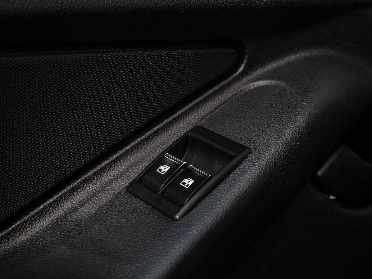 Lada (ВАЗ) Granta с пробегом — 2014 год. Фото: #14