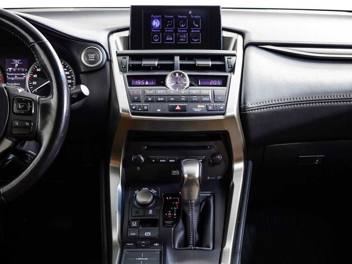 Lexus NX с пробегом — 2017 год. Фото: #17
