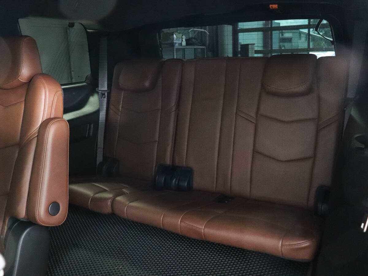 Cadillac Escalade с пробегом — 2019 год. Фото: #12