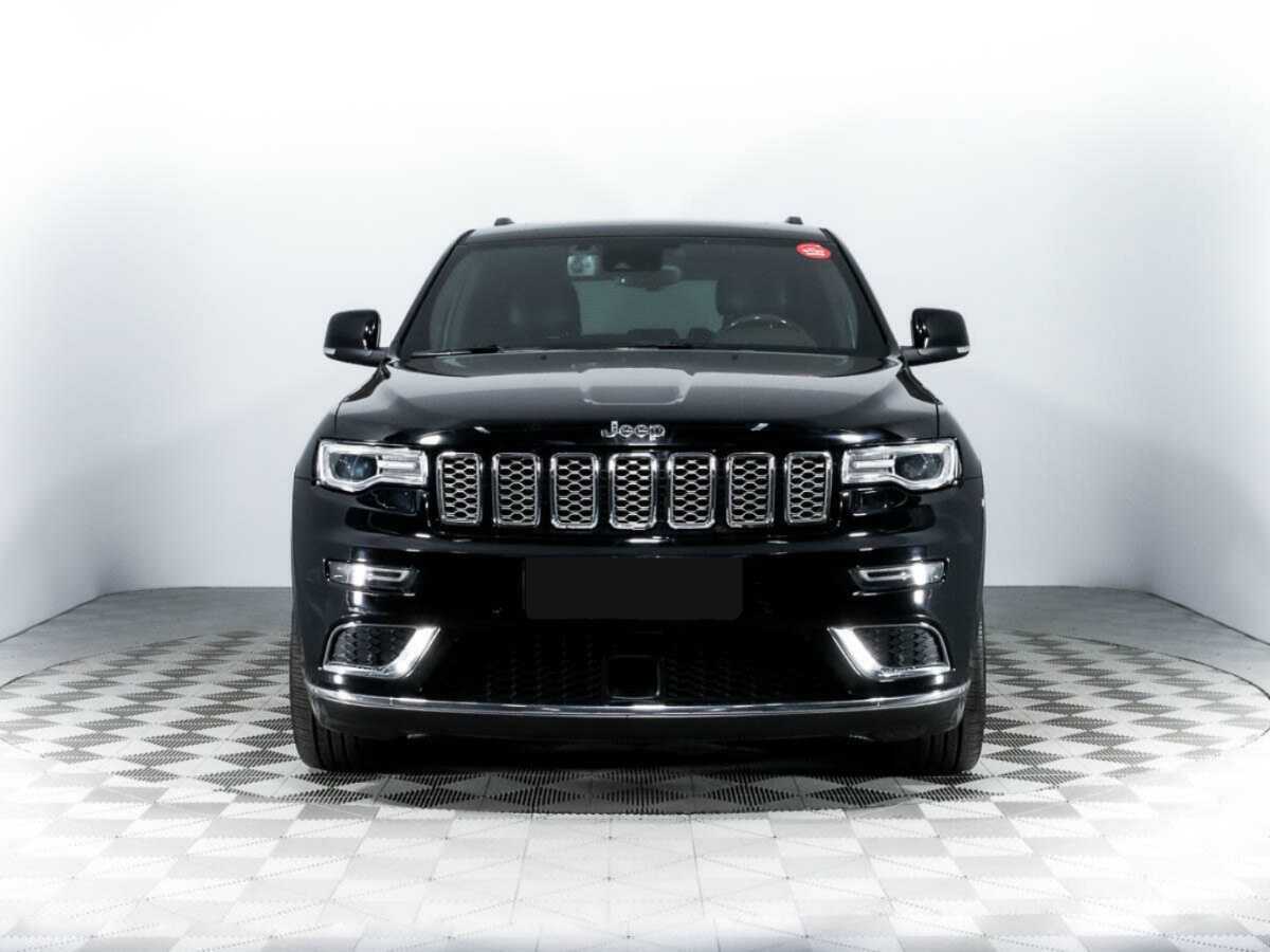 Jeep Grand Cherokee с пробегом — 2018 год. Фото: #1