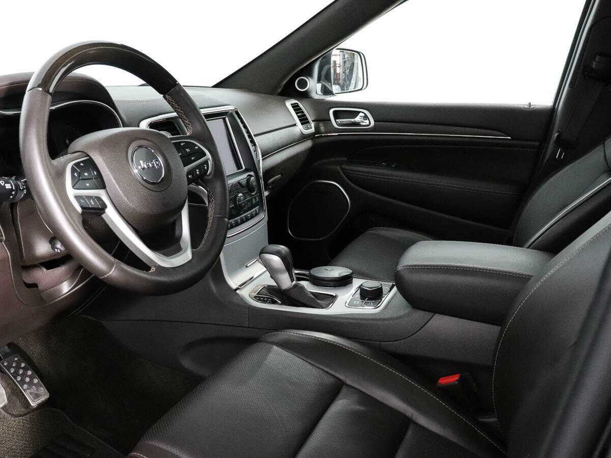 Jeep Grand Cherokee с пробегом — 2018 год. Фото: #10