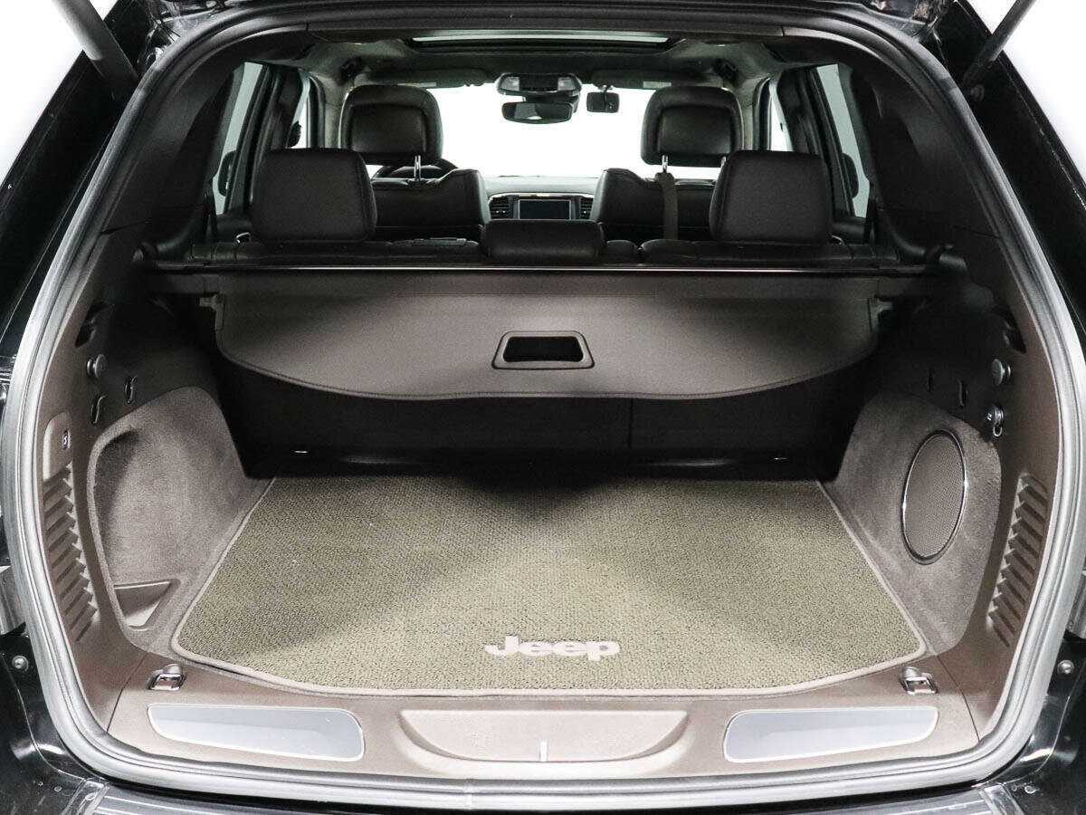 Jeep Grand Cherokee с пробегом — 2018 год. Фото: #22