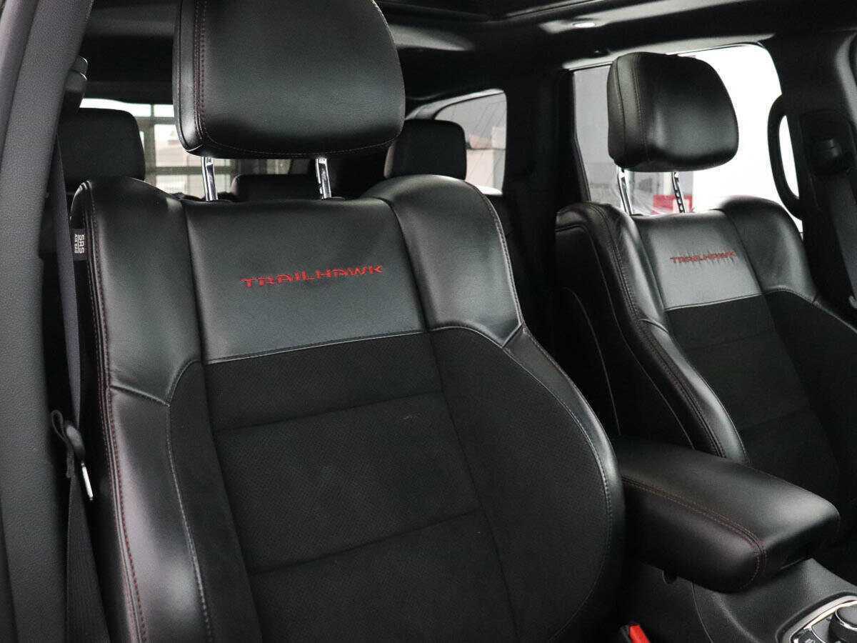 Jeep Grand Cherokee с пробегом — 2018 год. Фото: #9