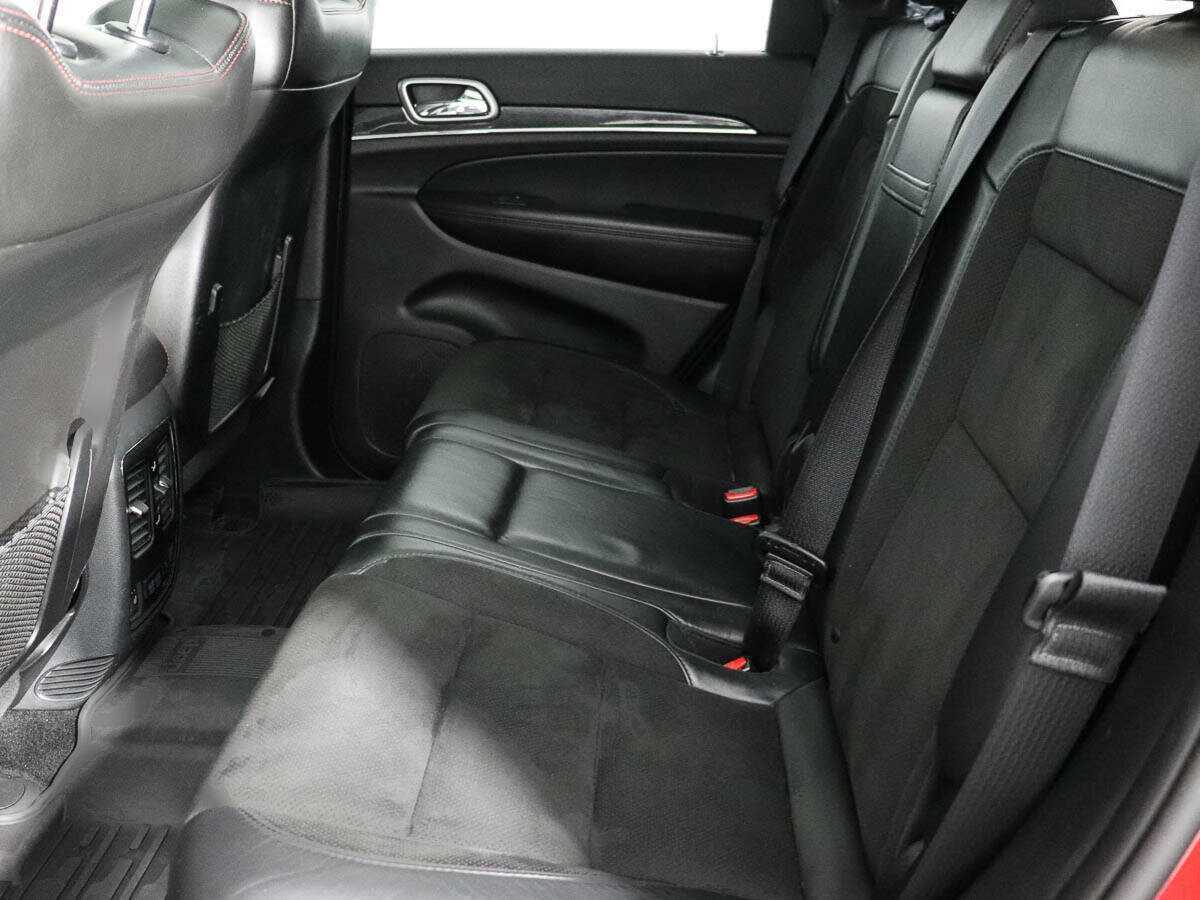 Jeep Grand Cherokee с пробегом — 2018 год. Фото: #12