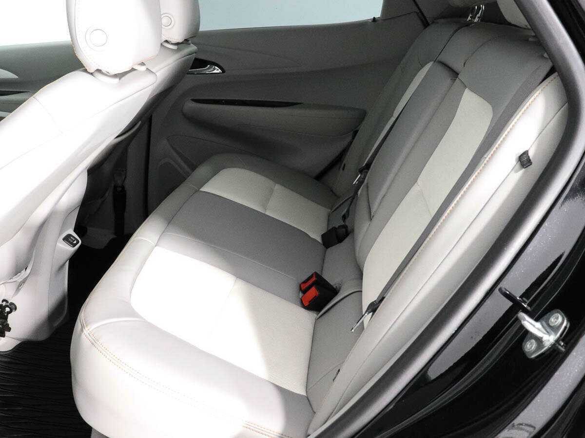 Chevrolet Bolt с пробегом — 2020 год. Фото: #12