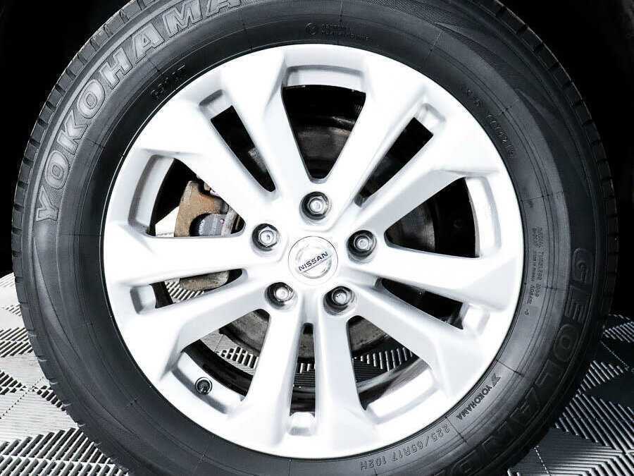 Nissan X-Trail с пробегом — 2016 год. Фото: #17