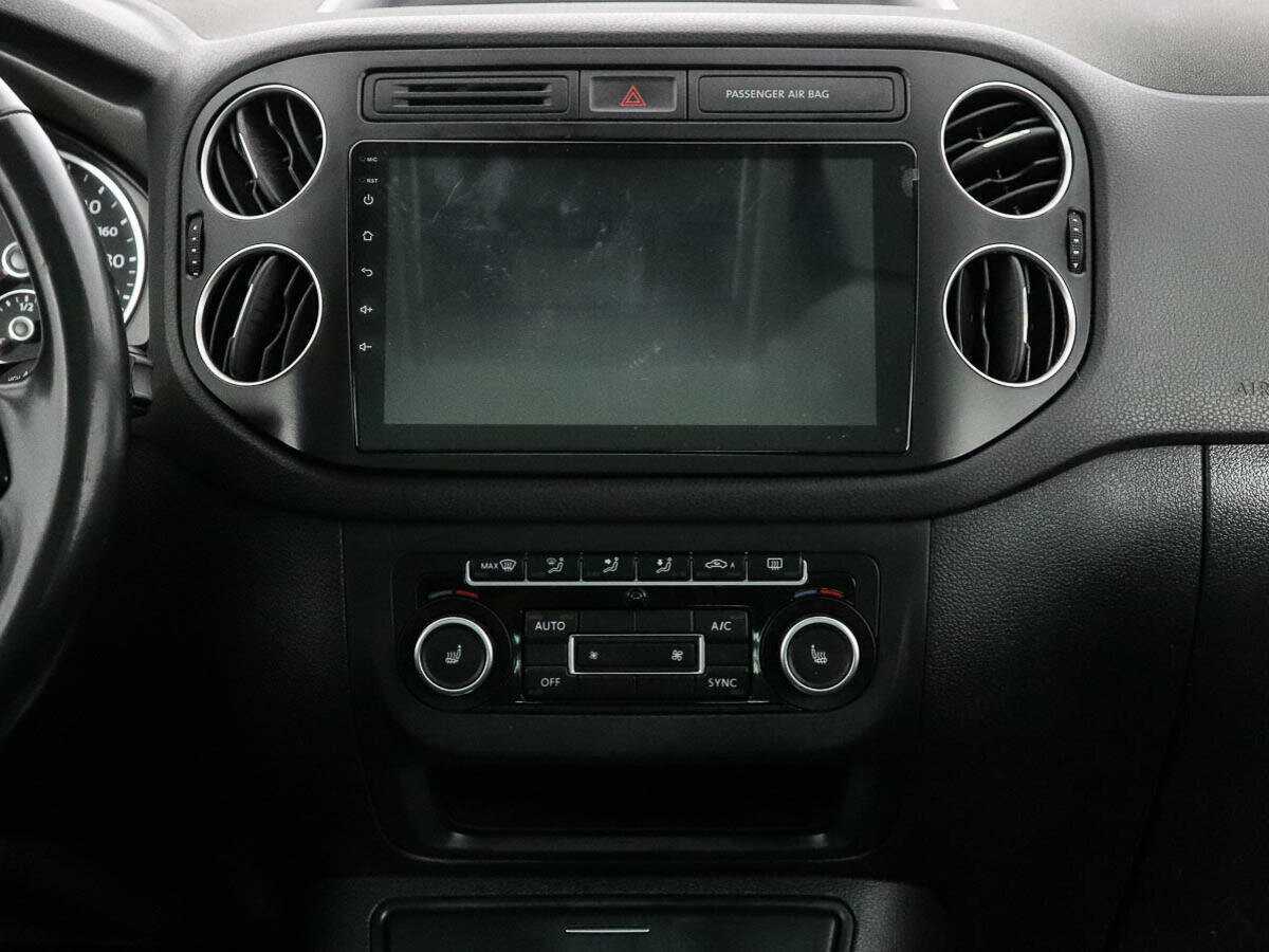 Volkswagen Tiguan с пробегом — 2012 год. Фото: #13