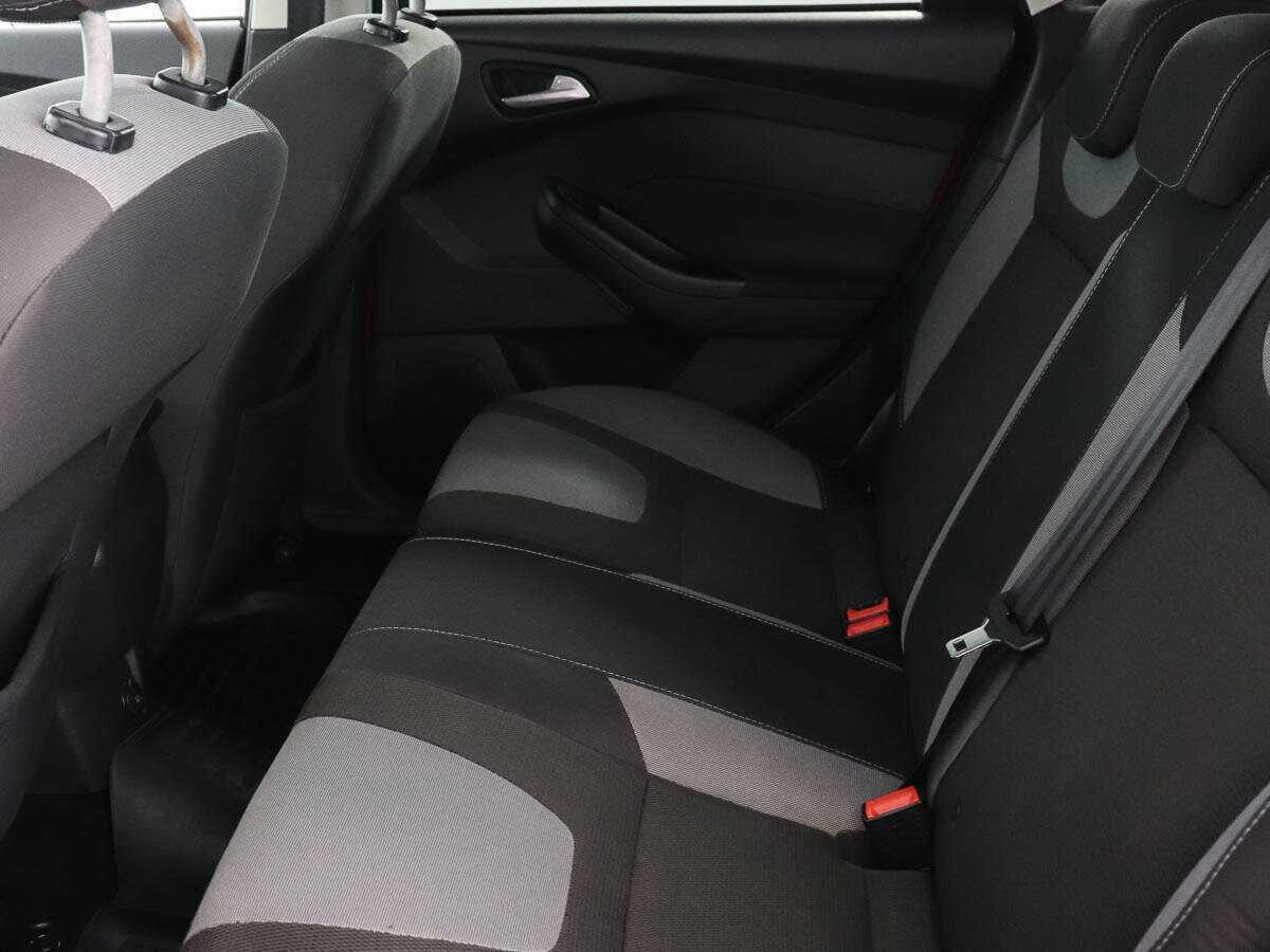 Ford Focus с пробегом — 2012 год. Фото: #8