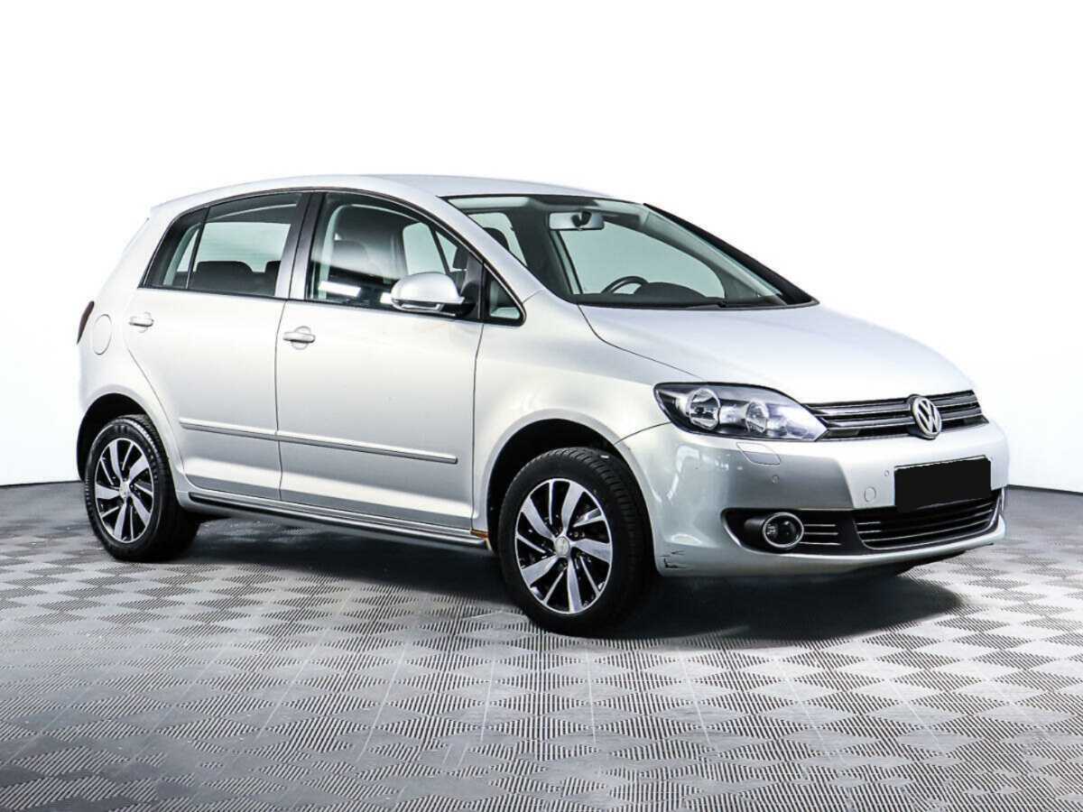 Volkswagen Golf Plus с пробегом — 2010 год. Фото: #2