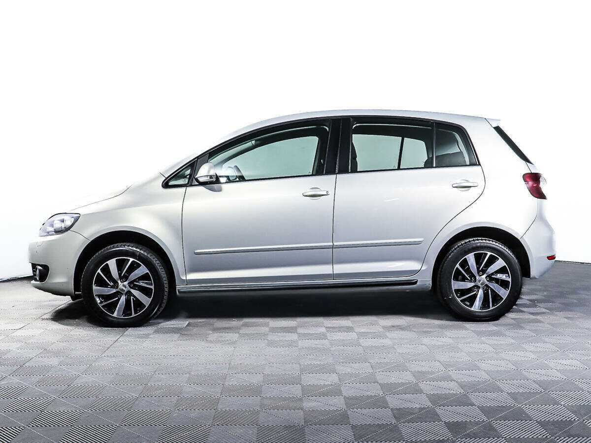 Volkswagen Golf Plus с пробегом — 2010 год. Фото: #7