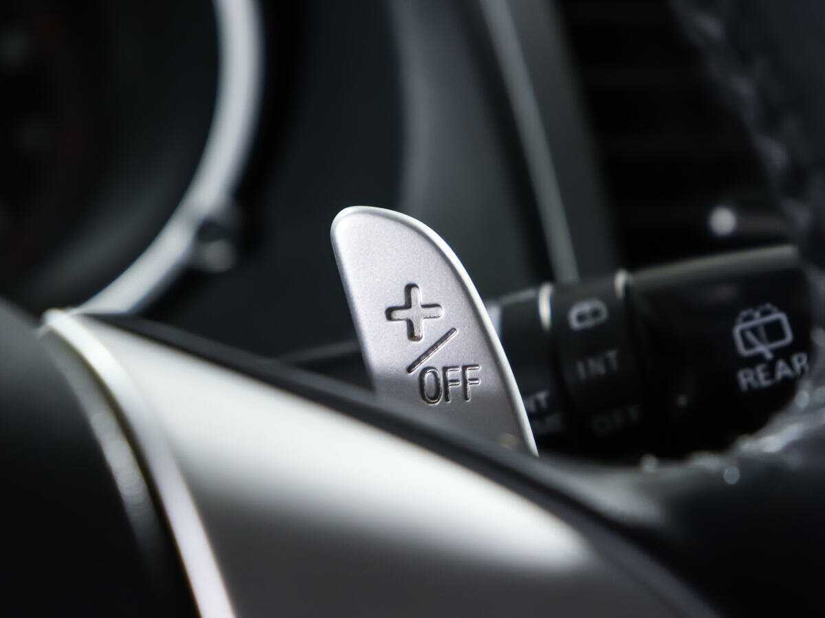 Mitsubishi Outlander с пробегом — 2007 год. Фото: #16