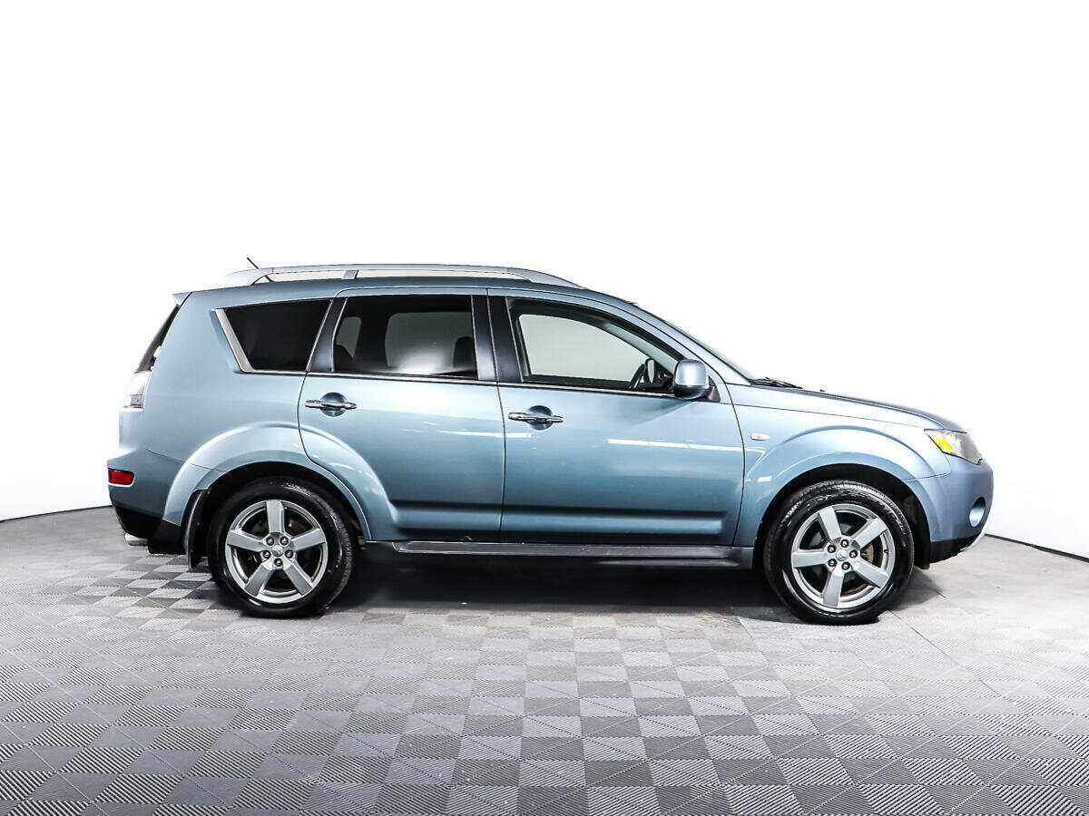 Mitsubishi Outlander с пробегом — 2008 год. Фото: #3