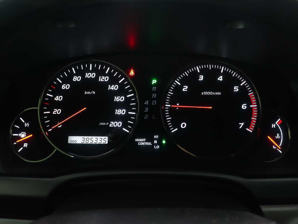 Toyota Land Cruiser Prado с пробегом — 2008 год. Фото: #12