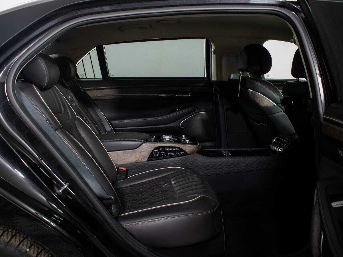 Genesis G90 с пробегом — 2019 год. Фото: #9