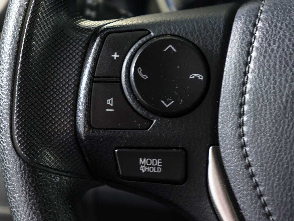 Toyota RAV4 с пробегом — 2018 год. Фото: #14