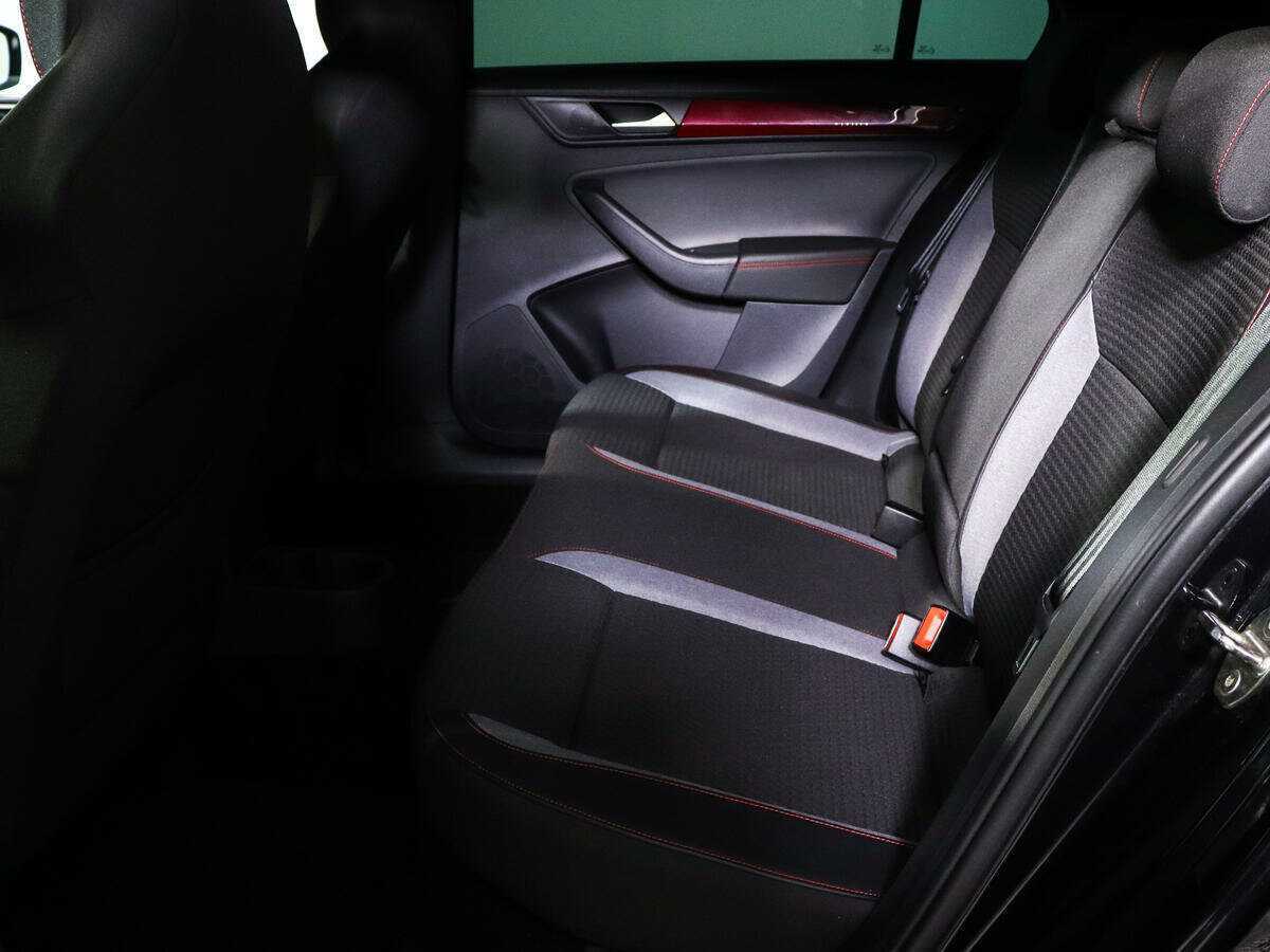 Volkswagen Polo с пробегом — 2021 год. Фото: #9