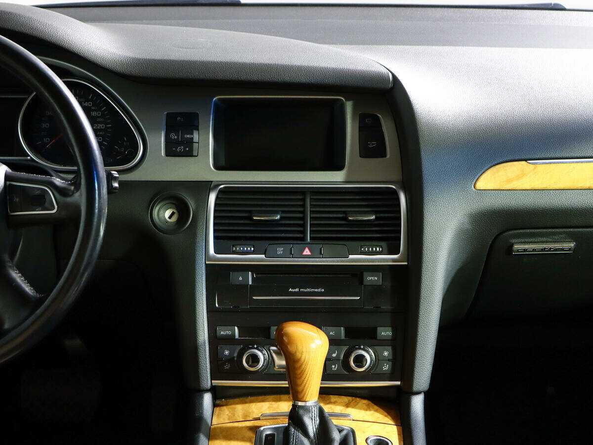 Audi Q7 с пробегом — 2010 год. Фото: #12