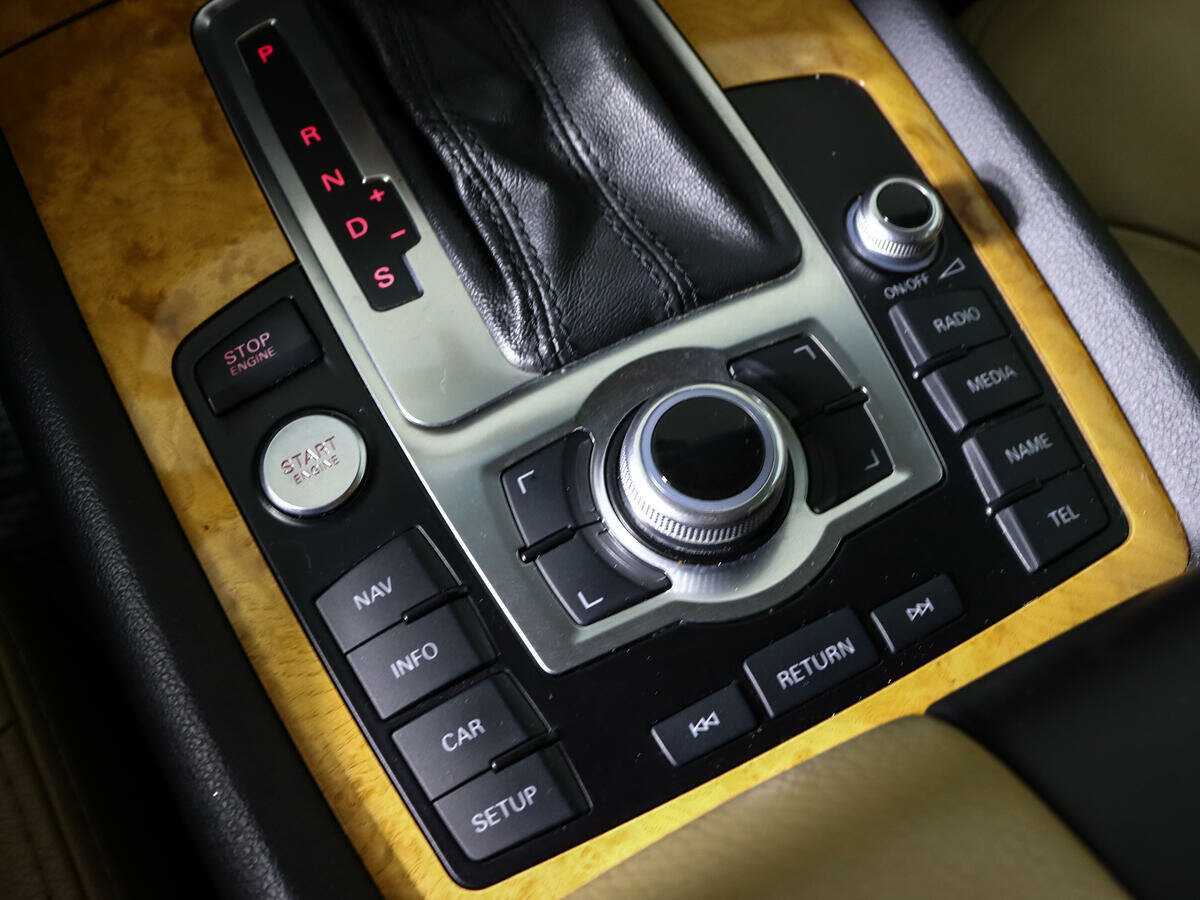 Audi Q7 с пробегом — 2010 год. Фото: #24