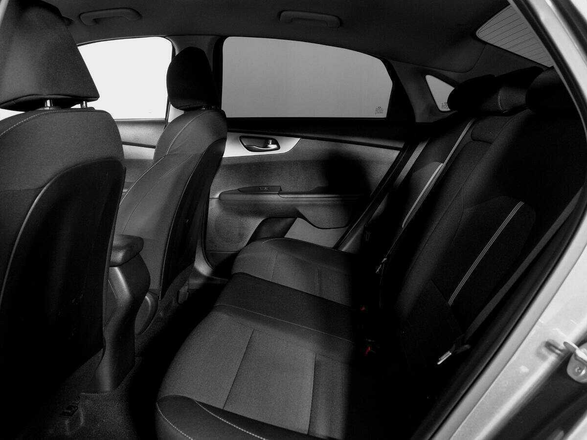 Kia Cerato с пробегом — 2019 год. Фото: #9