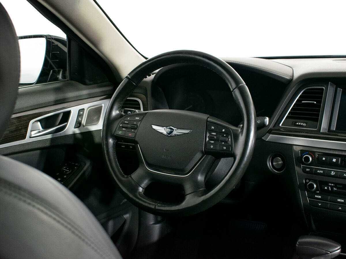 Genesis G80 с пробегом — 2019 год. Фото: #13