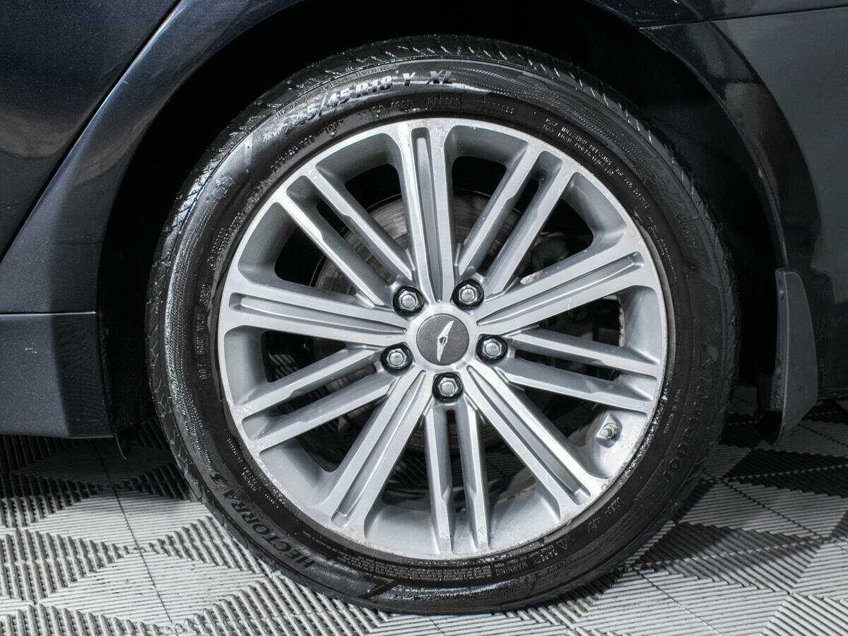 Genesis G80 с пробегом — 2019 год. Фото: #17