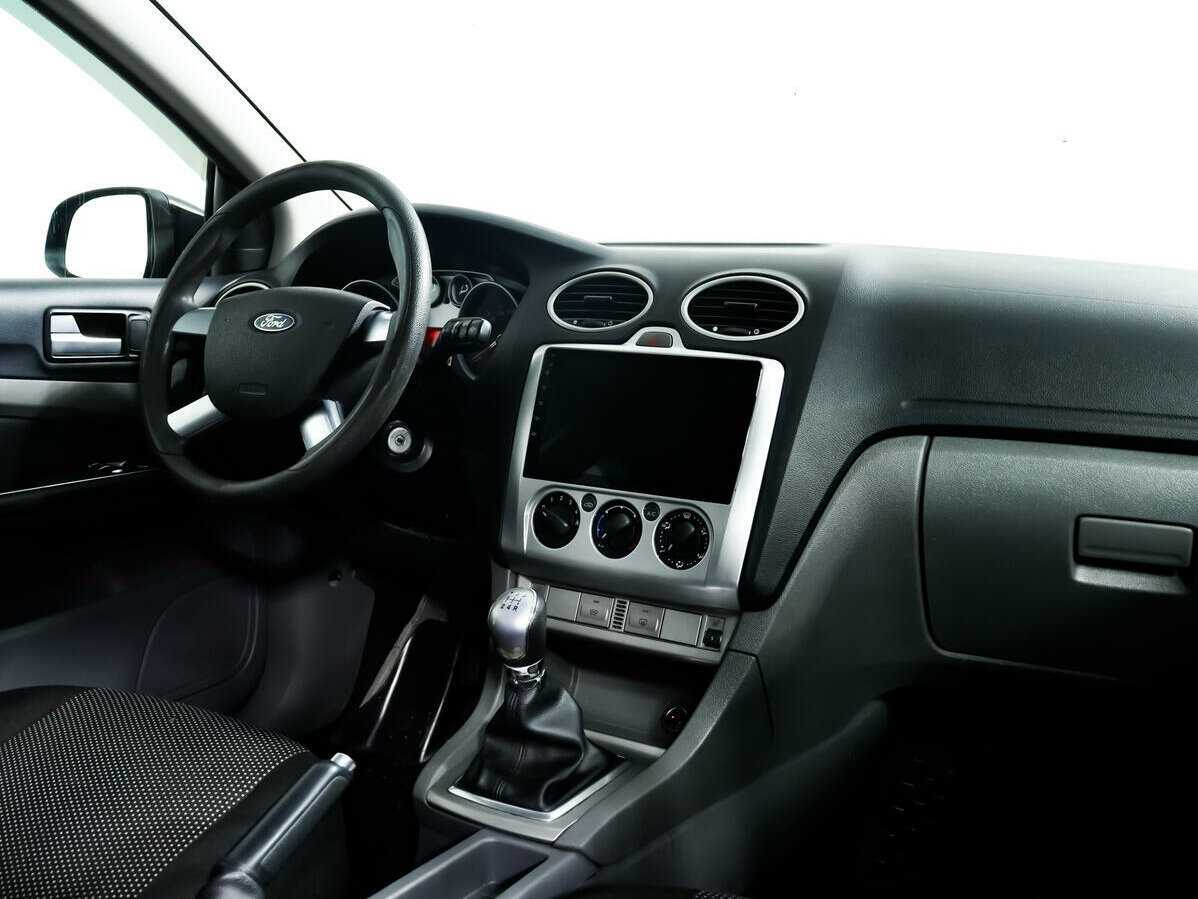 Ford Focus с пробегом — 2011 год. Фото: #6