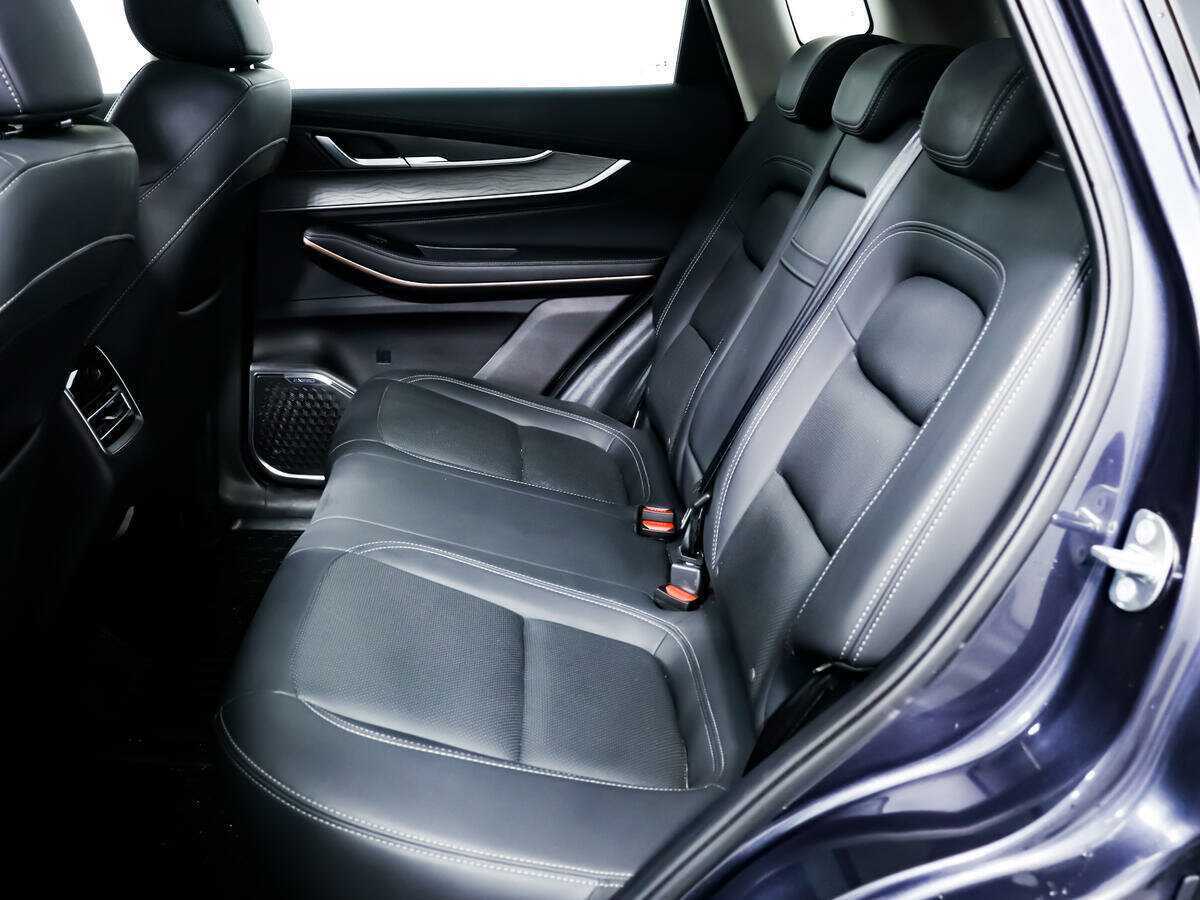 EXEED LX с пробегом — 2023 год. Фото: #11