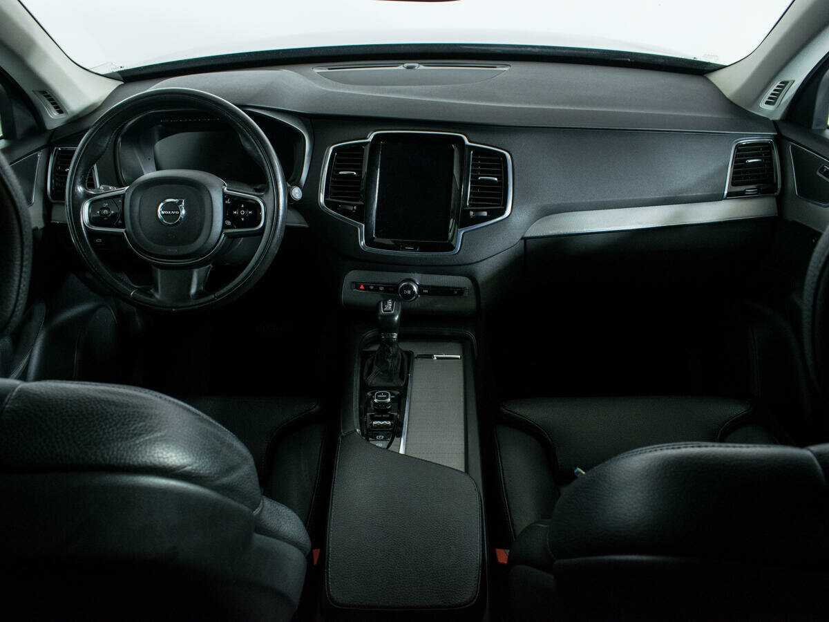 Volvo XC90 с пробегом — 2016 год. Фото: #9