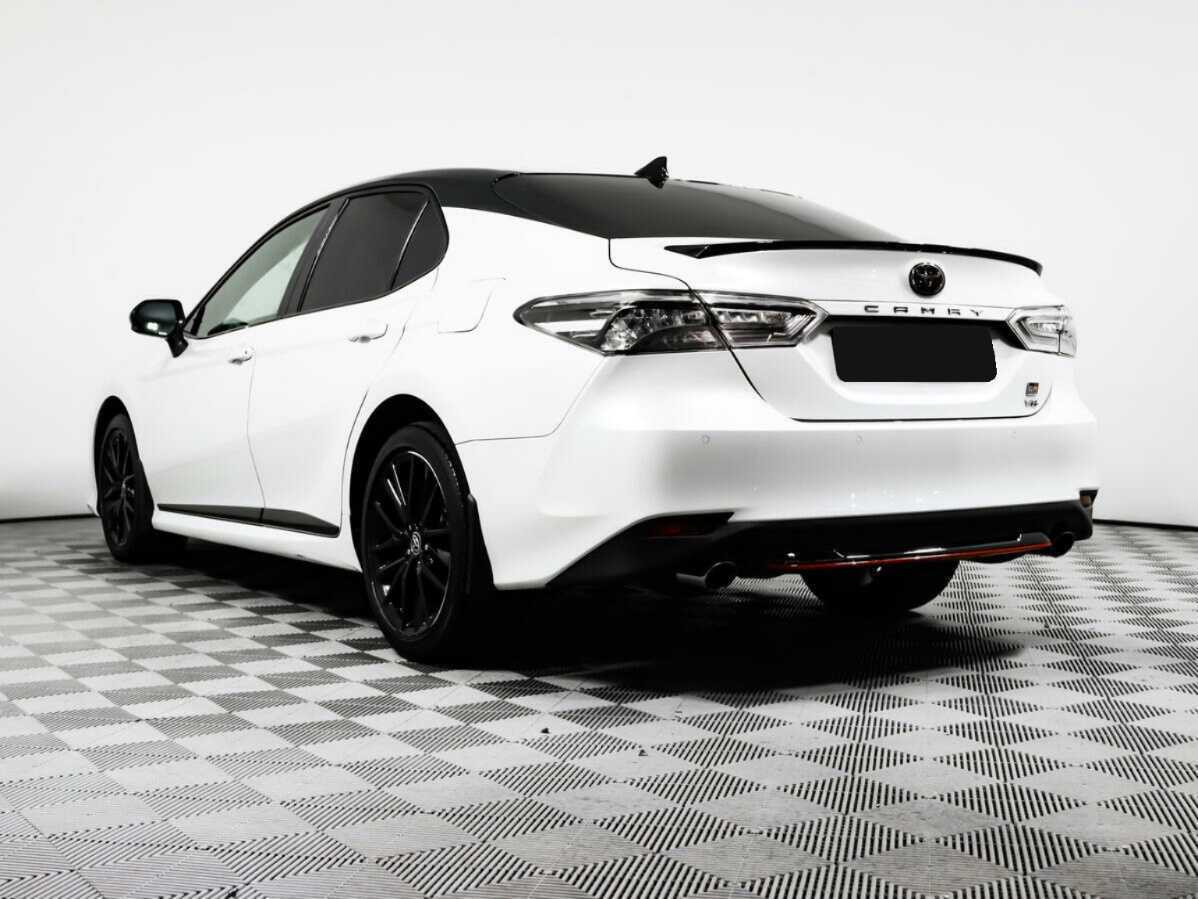 Toyota Camry с пробегом — 2021 год. Фото: #5