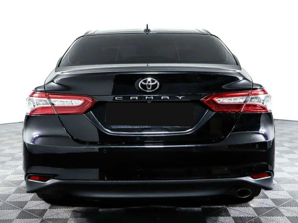 Toyota Camry с пробегом — 2021 год. Фото: #5