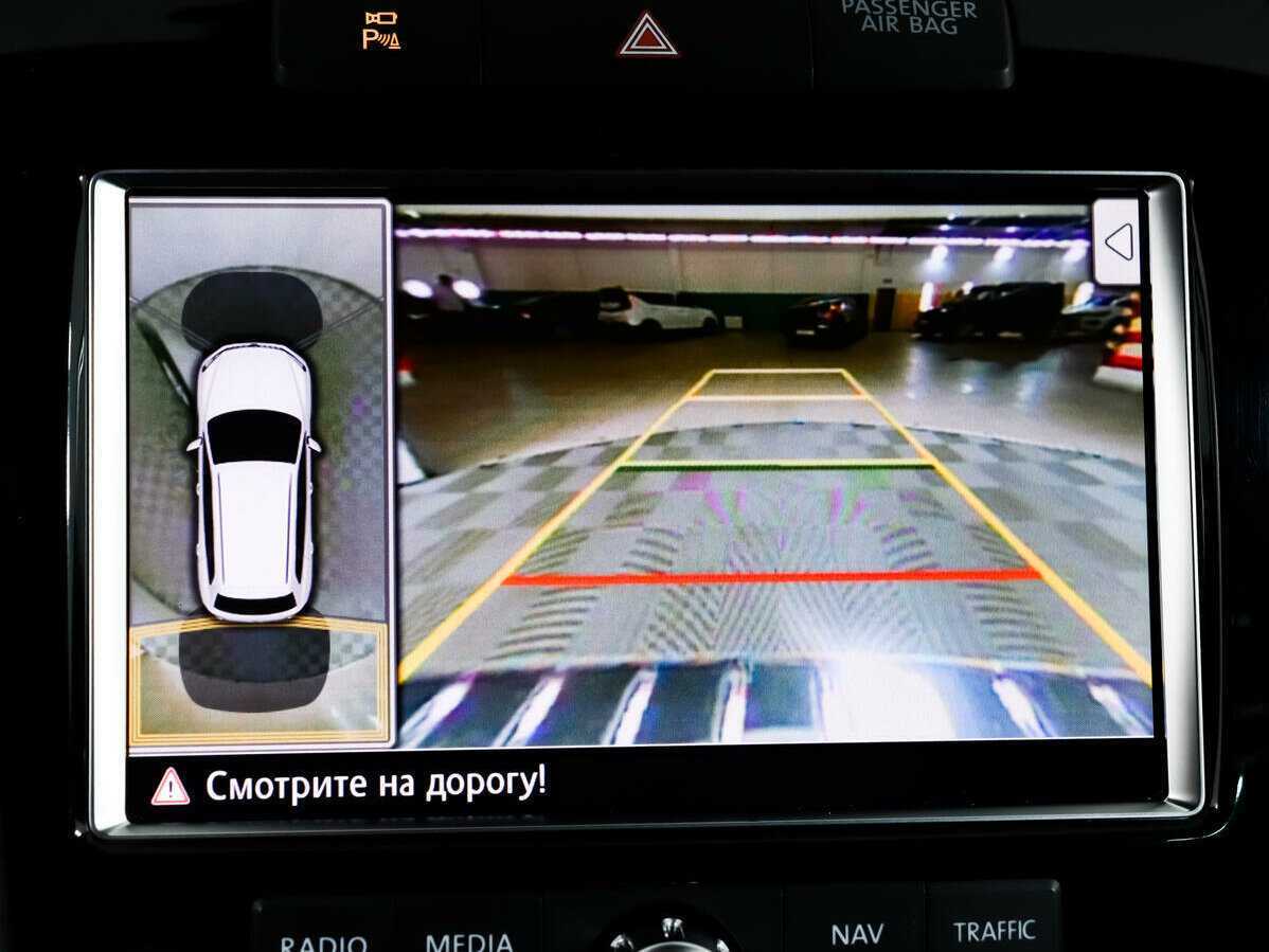 Volkswagen Touareg с пробегом — 2011 год. Фото: #9