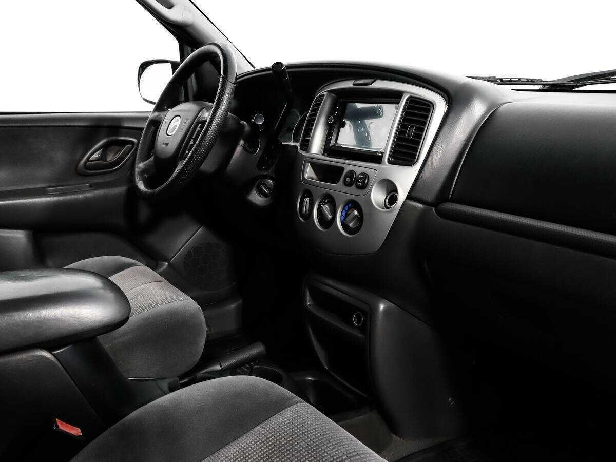 Mazda Tribute с пробегом — 2003 год. Фото: #10