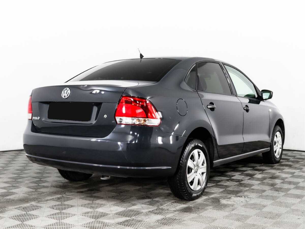 Volkswagen Polo с пробегом — 2011 год. Фото: #4