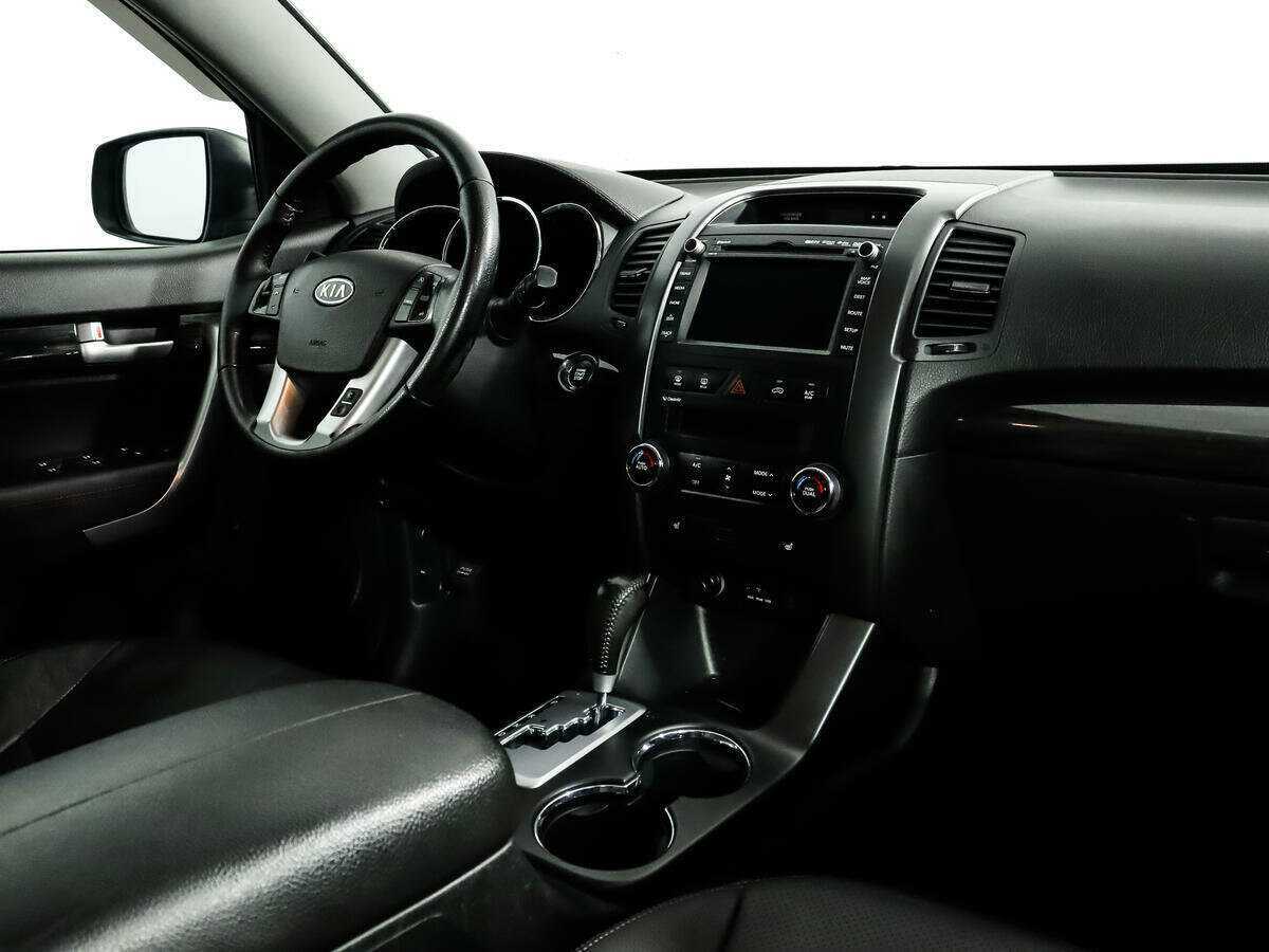 Kia Sorento с пробегом — 2011 год. Фото: #12