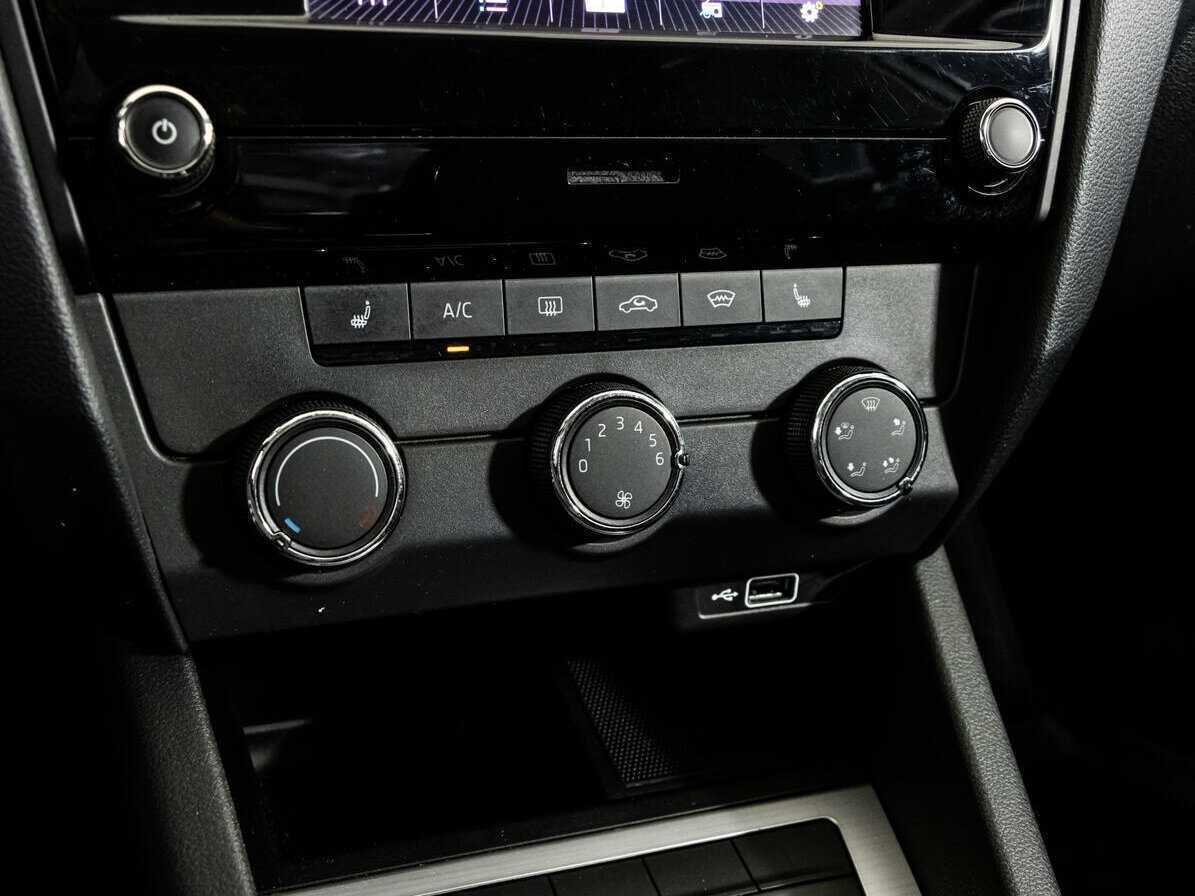 Skoda Octavia с пробегом — 2018 год. Фото: #13