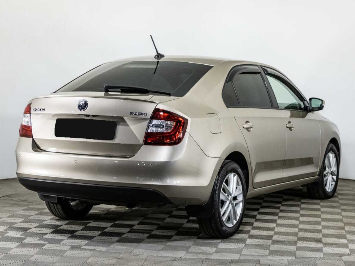 Skoda Rapid с пробегом — 2019 год. Фото: #3