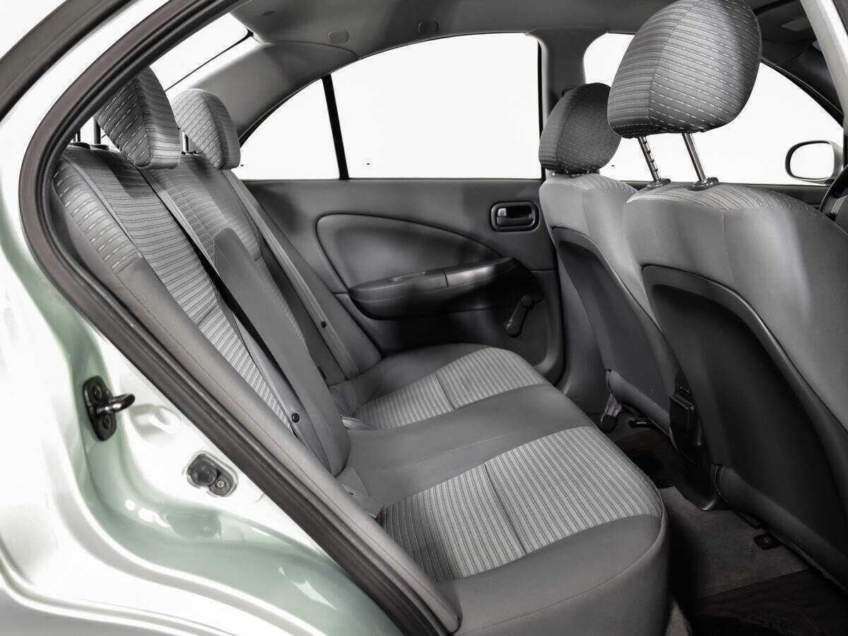 Nissan Almera Classic с пробегом — 2006 год. Фото: #9