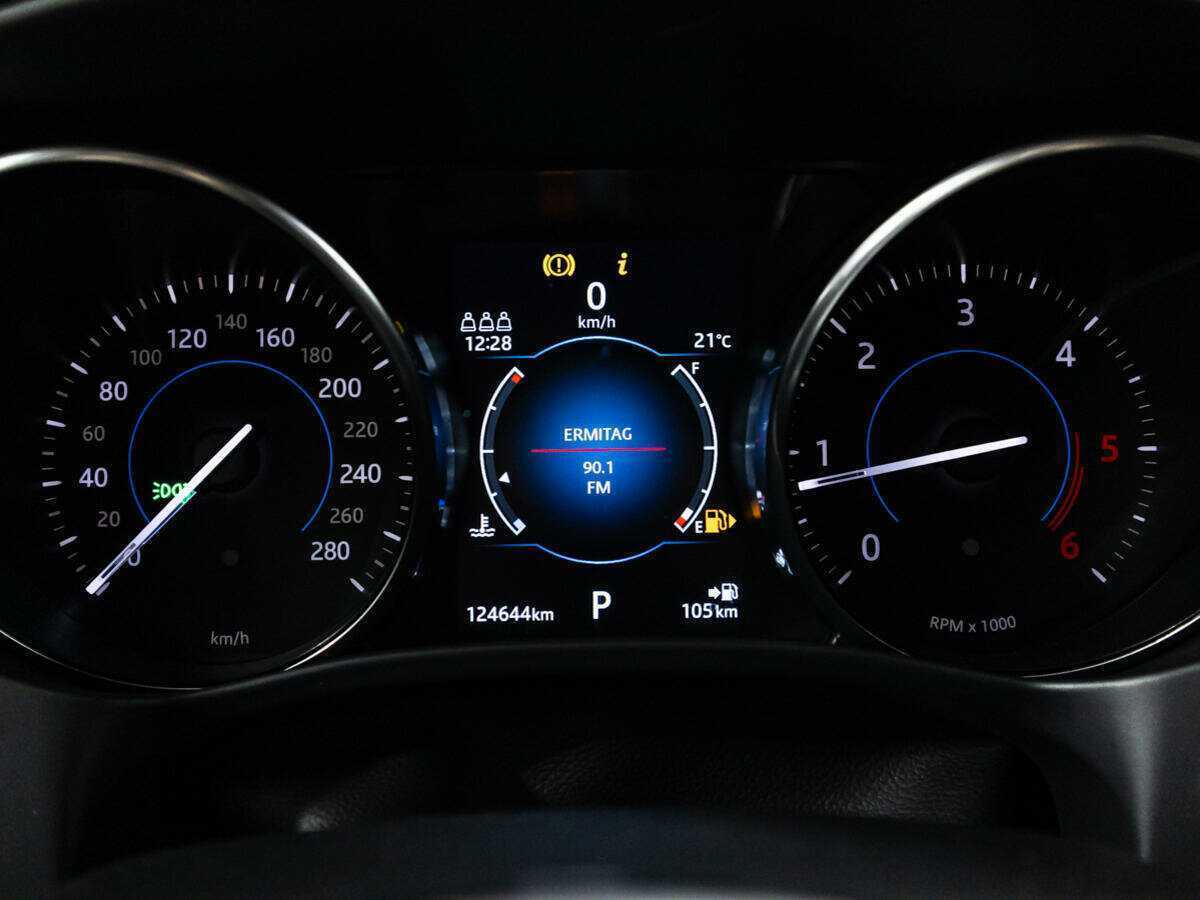 Jaguar F-Pace с пробегом — 2019 год. Фото: #11