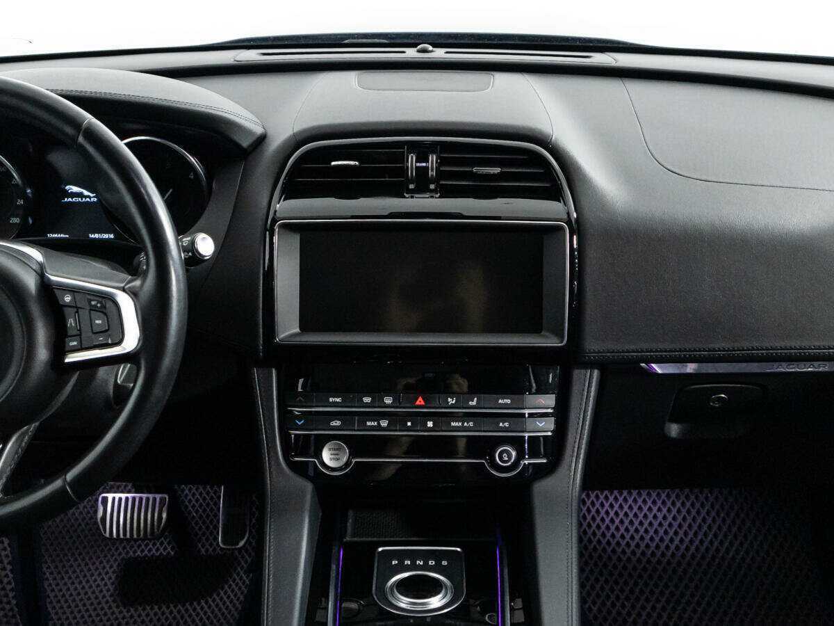 Jaguar F-Pace с пробегом — 2019 год. Фото: #13